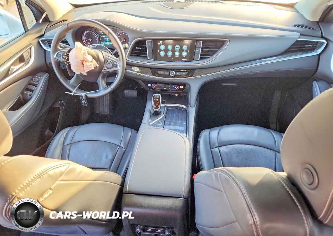 2018 Buick Enclave Essence VIN:5GAERBKW2JJ228555 - 8