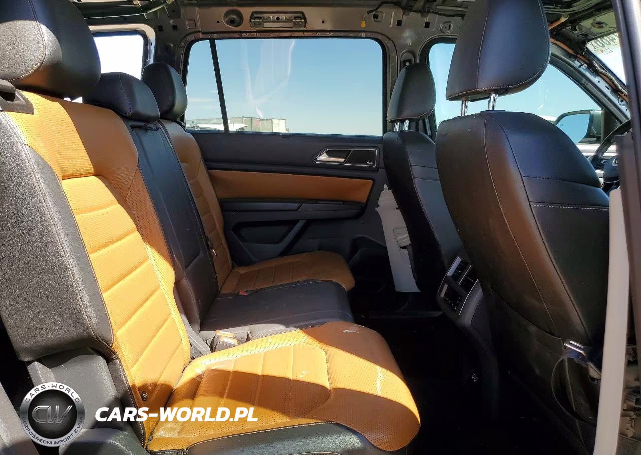 2018 Volkswagen Atlas Sel Premium VIN:1V2NR2CA4JC563661 - 11