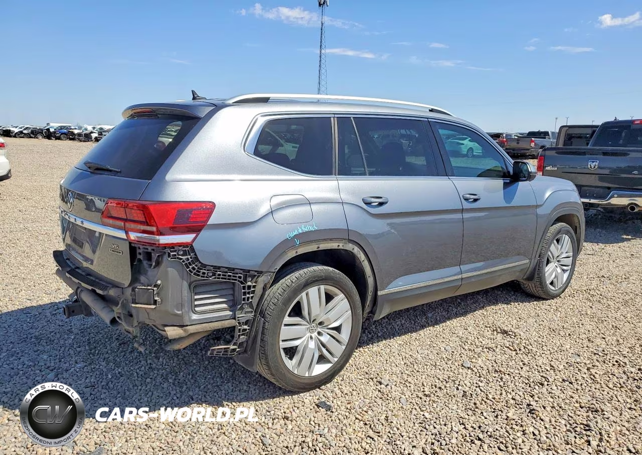 2018 Volkswagen Atlas Sel Premium VIN:1V2NR2CA4JC563661 - 3