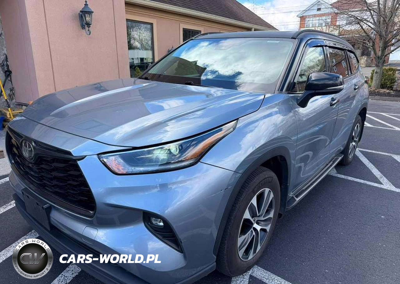 2021 Toyota Highlander Xle