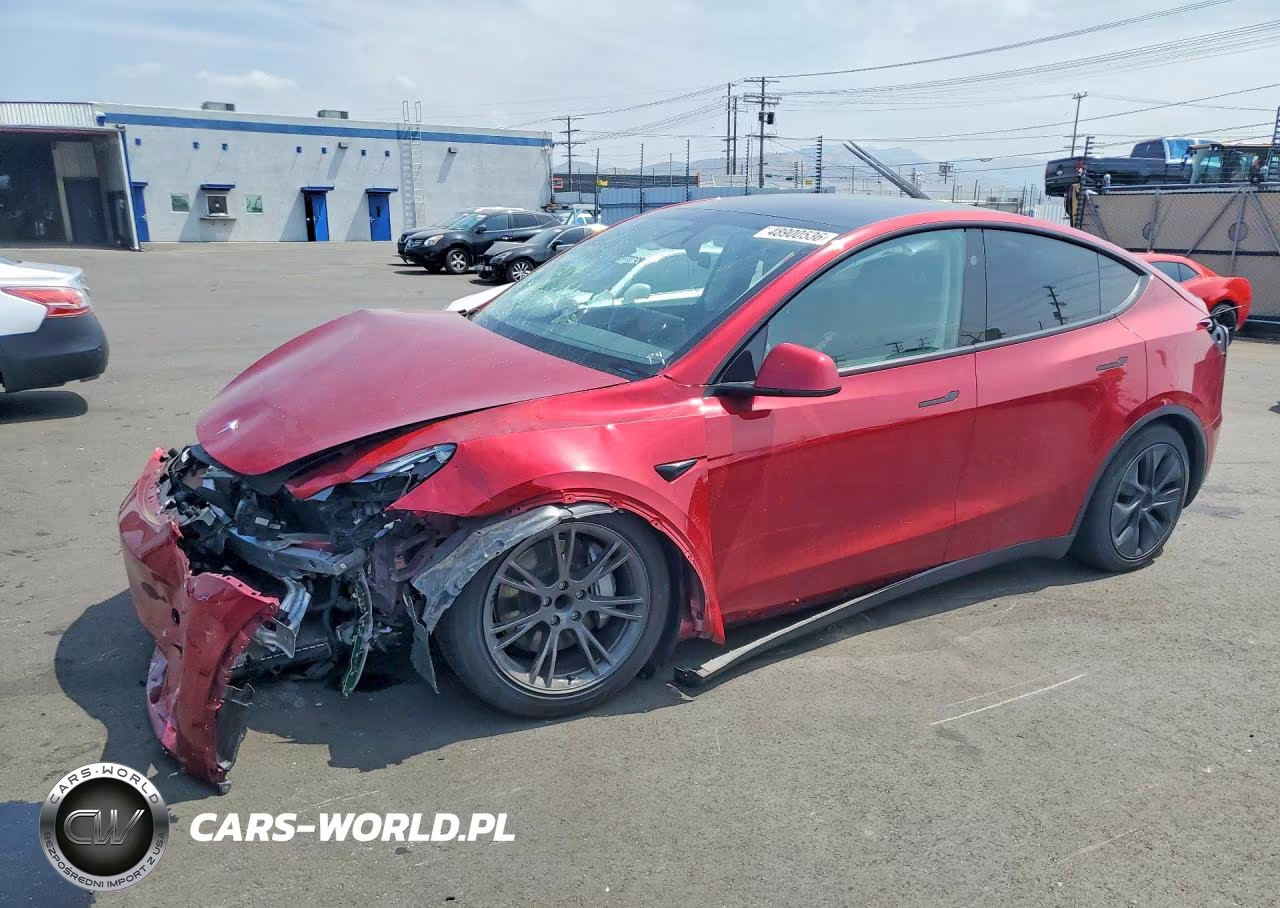2024 Tesla Model Y – zdjęcie 1 z 13