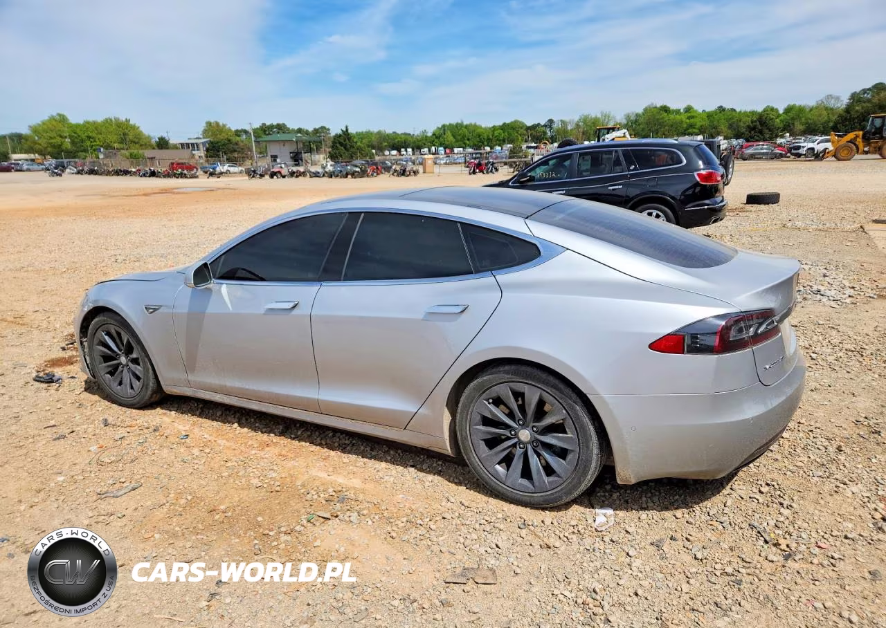 2016 Tesla Model S VIN:5YJSA1E2XGF161943 - 2