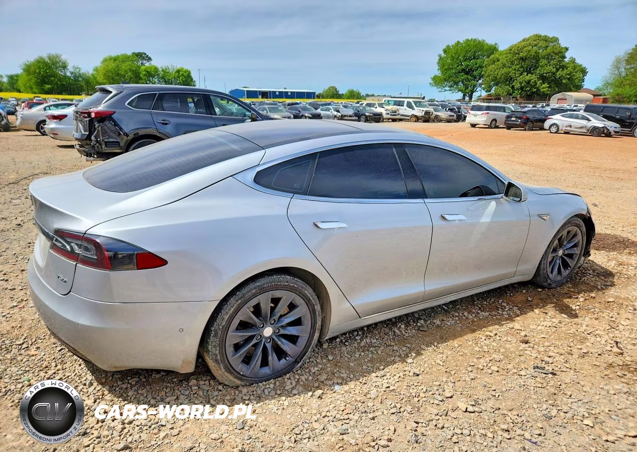 2016 Tesla Model S VIN:5YJSA1E2XGF161943 - 3