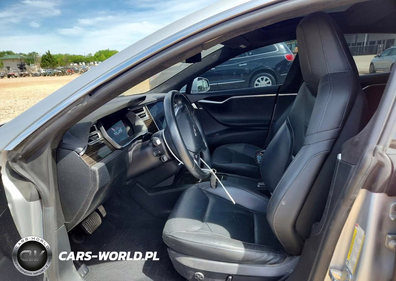 2016 Tesla Model S VIN:5YJSA1E2XGF161943 - 7