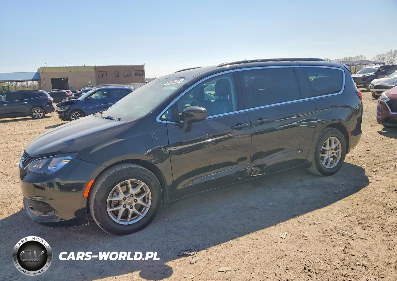 2020 Chrysler Voyager Lxi