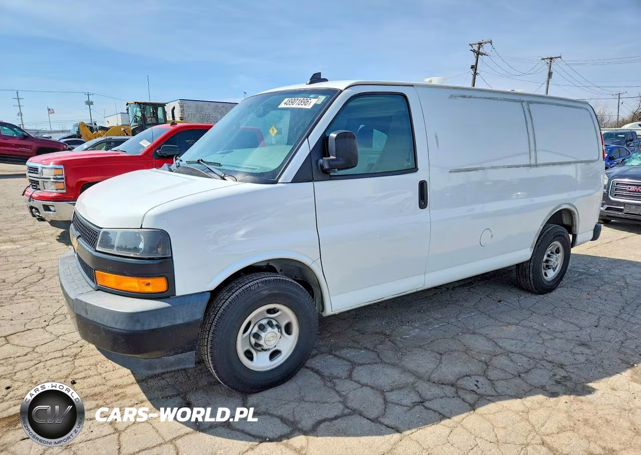 2020 Chev Express G2500