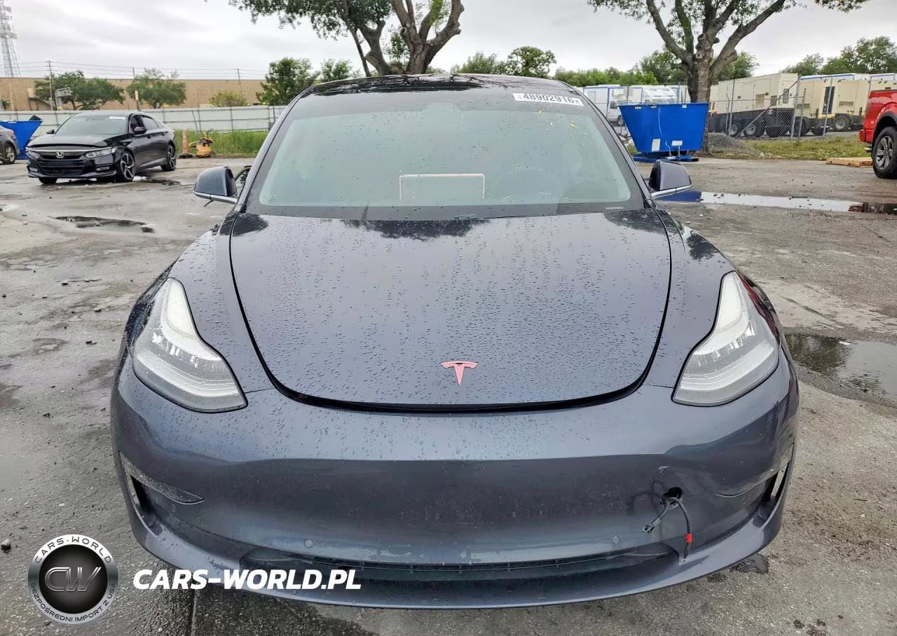 2018 Tesla Model 3 VIN:5YJ3E1EB3JF121137 - 5