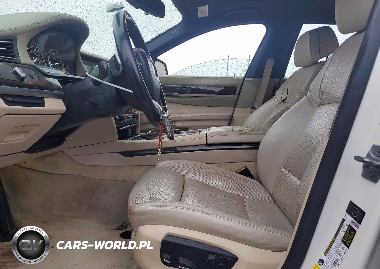 2013 BMW 750 Li VIN:WBAYE8C59DD132115 - 7