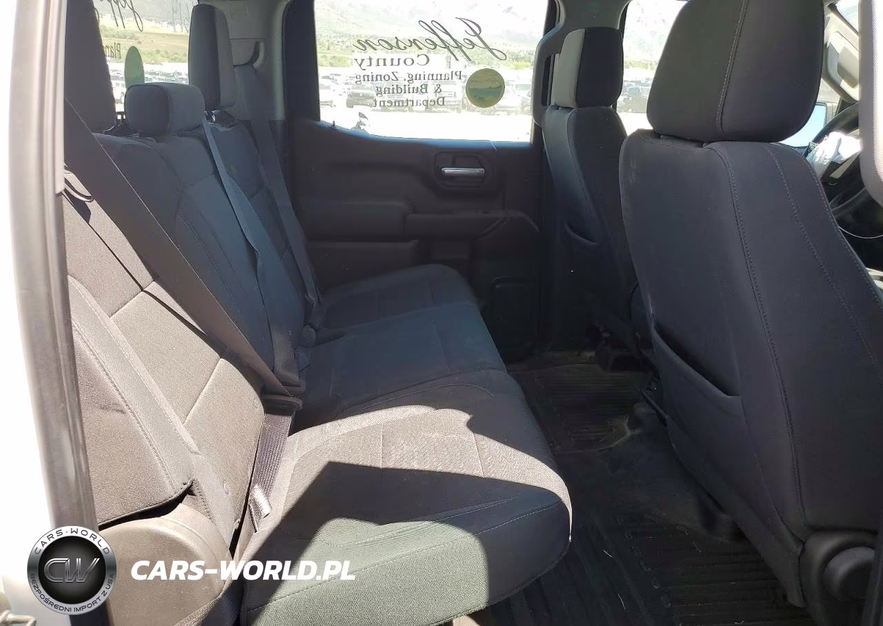 2019 Chevrolet Silverado K1500 VIN:1GCPYAEH9KZ248855 - 10