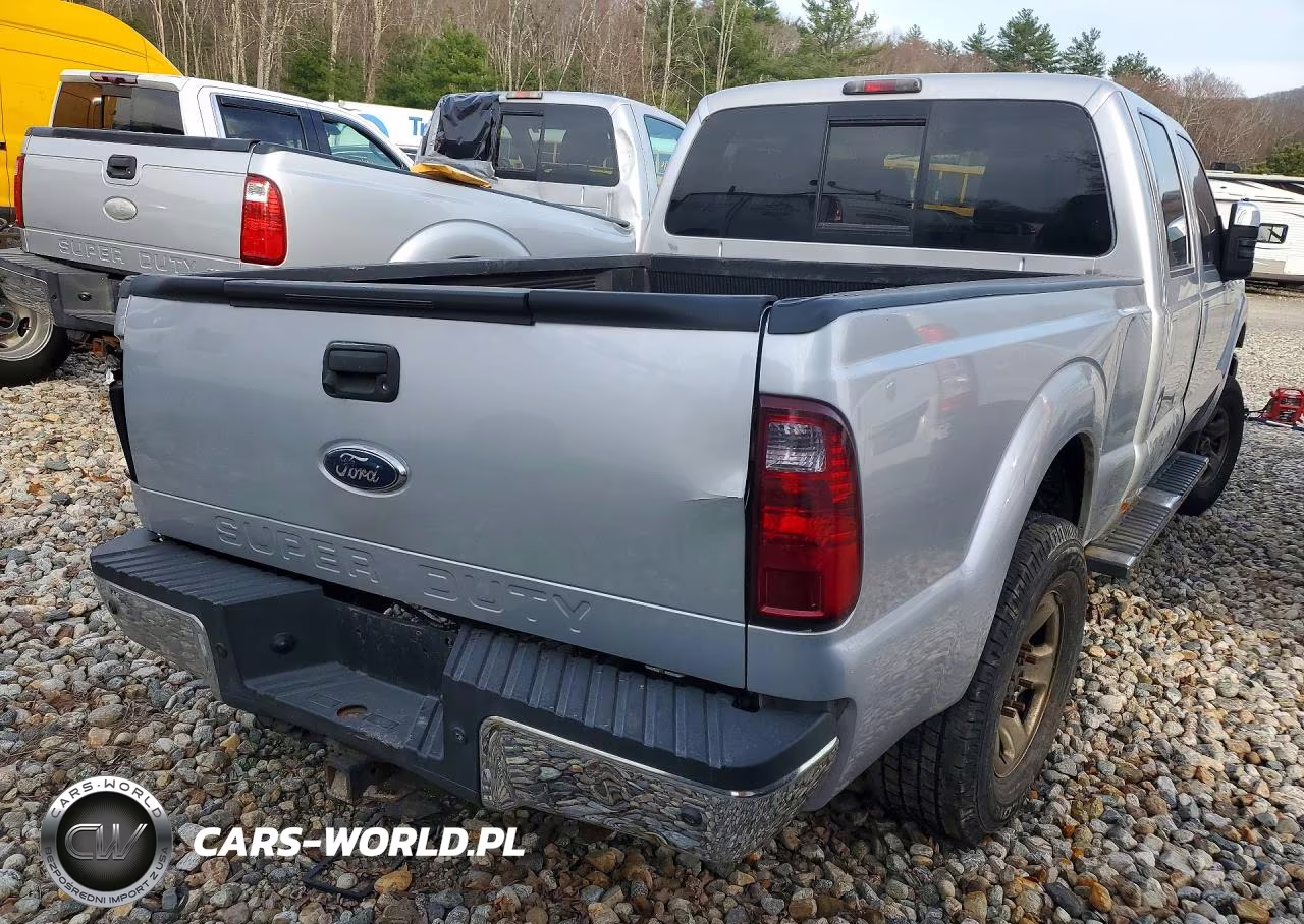 2011 Ford F250 VIN:1FT7W2B64BEB44215 - 3