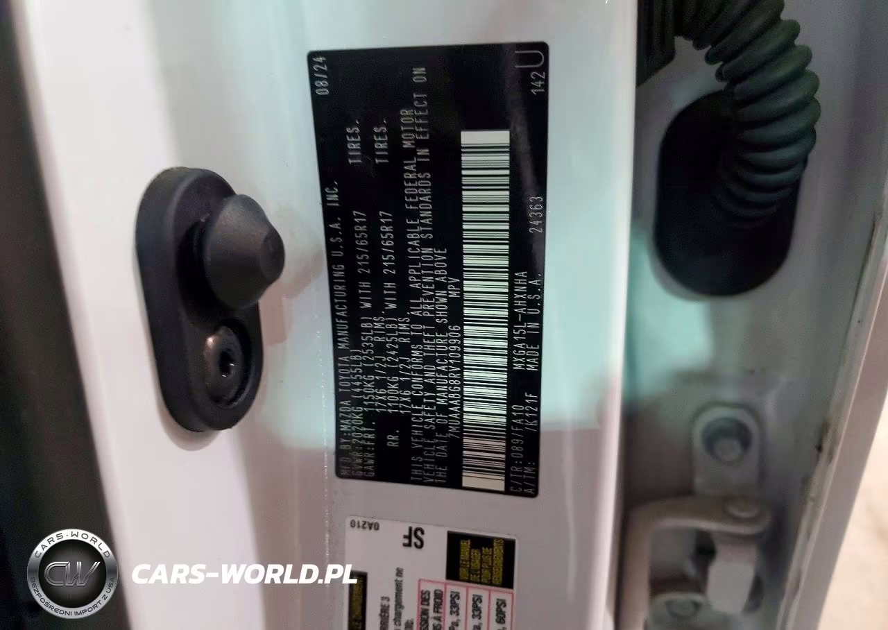 2024 Toyota Corolla Cross L VIN:7MUAAABG8RV109906 - 13