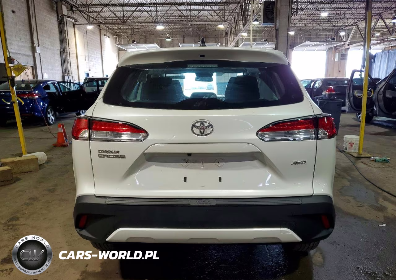 2024 Toyota Corolla Cross L VIN:7MUAAABG8RV109906 - 6
