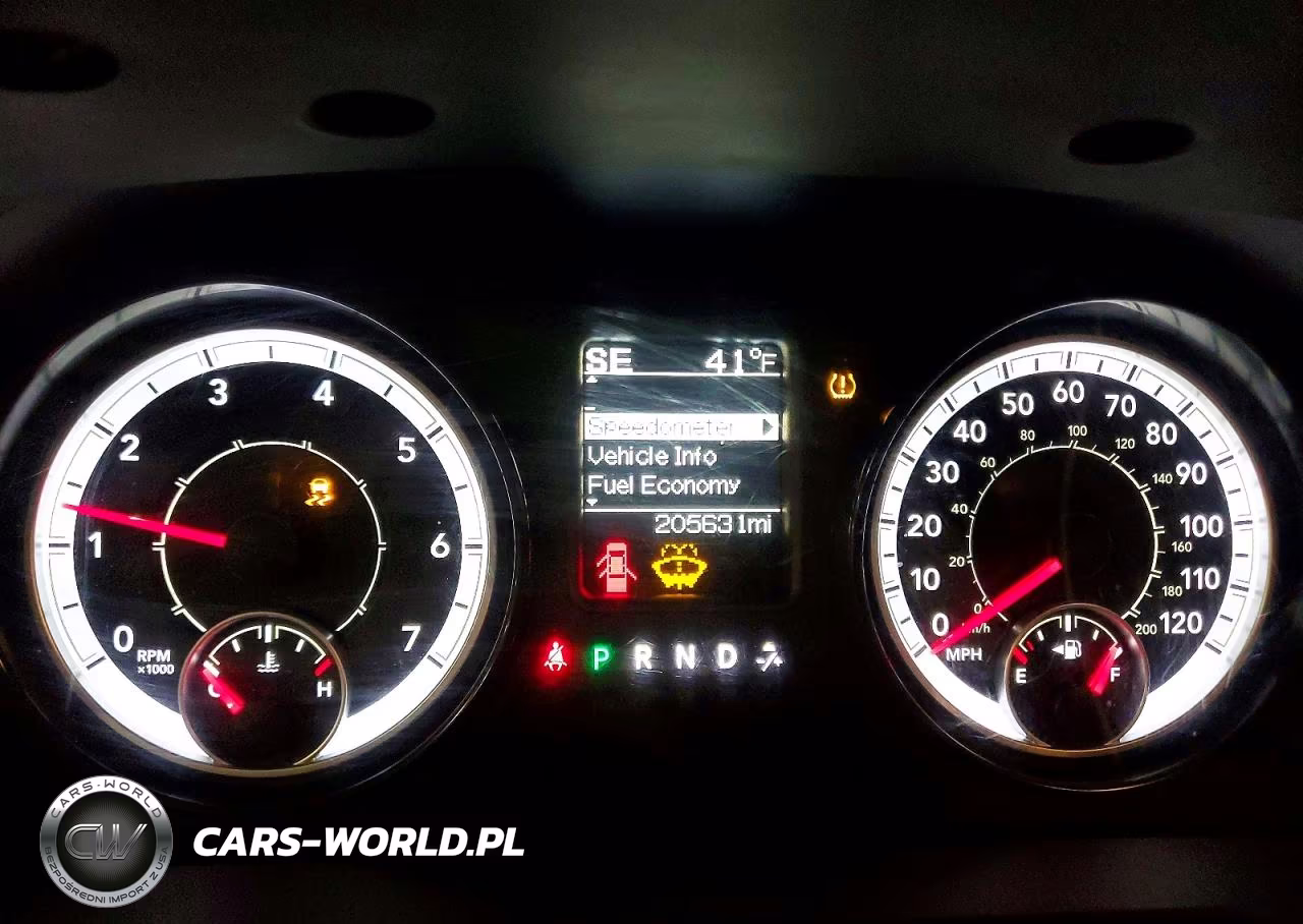 2018 Ram 1500 St VIN:1C6RR7KT8JS296394 - 9