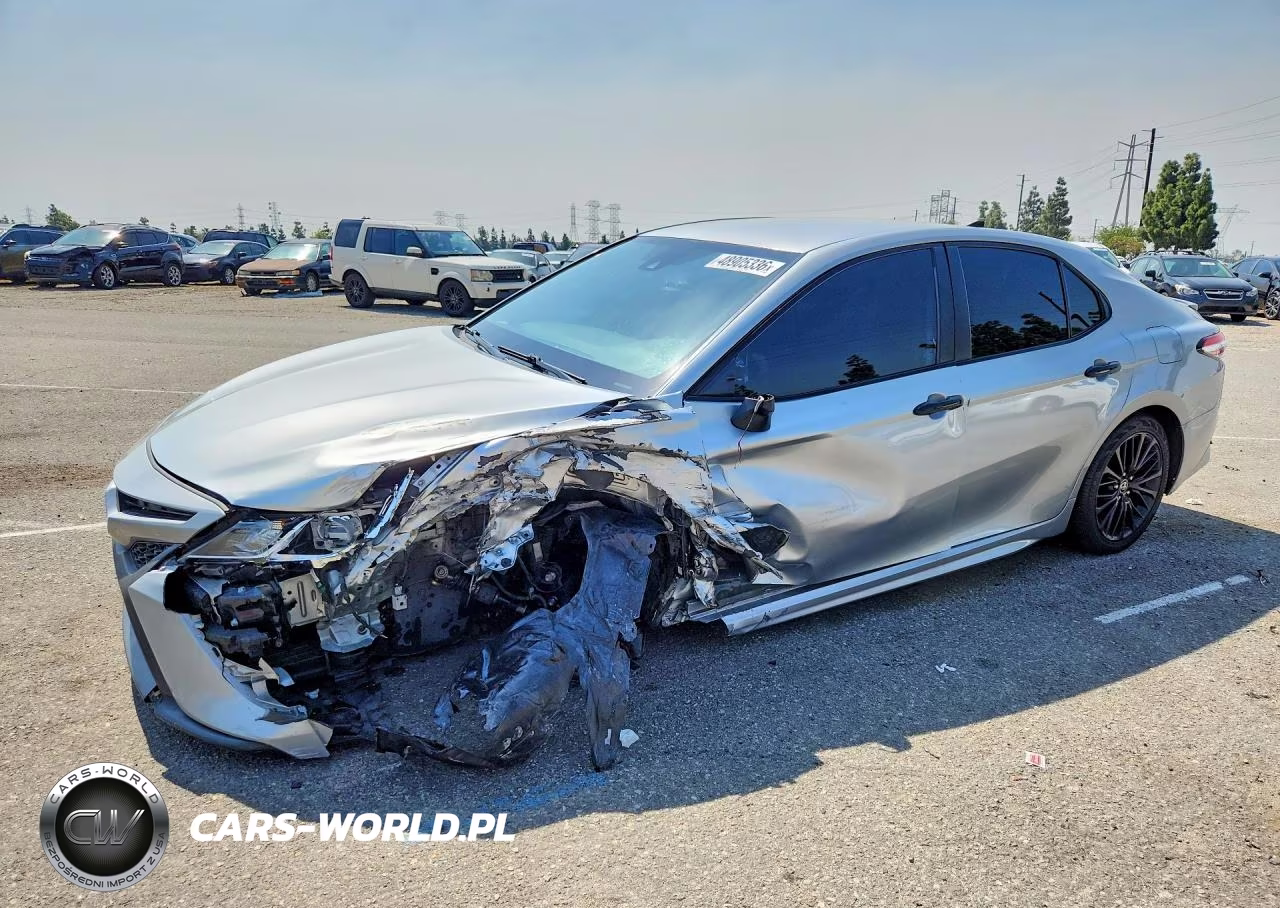 2020 Toyota Camry Se Nightshade