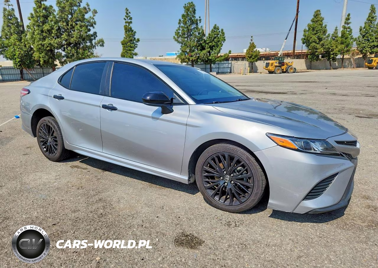 2020 Toyota Camry Se Nightshade VIN:4T1G11AK1LU380895 - 4