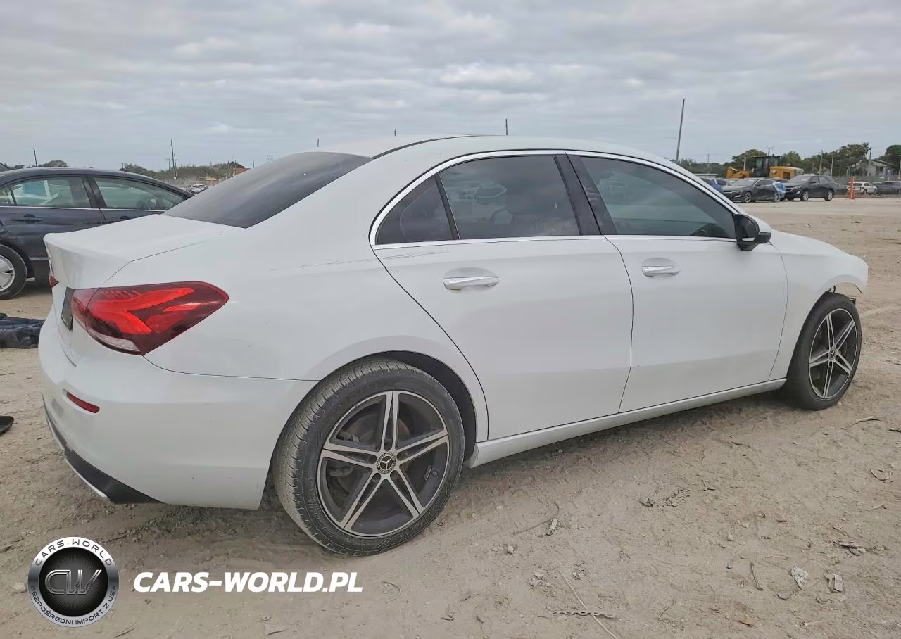 2019 Mercedes-Benz A 220 VIN:WDD3G4EB3KW022509 - 3