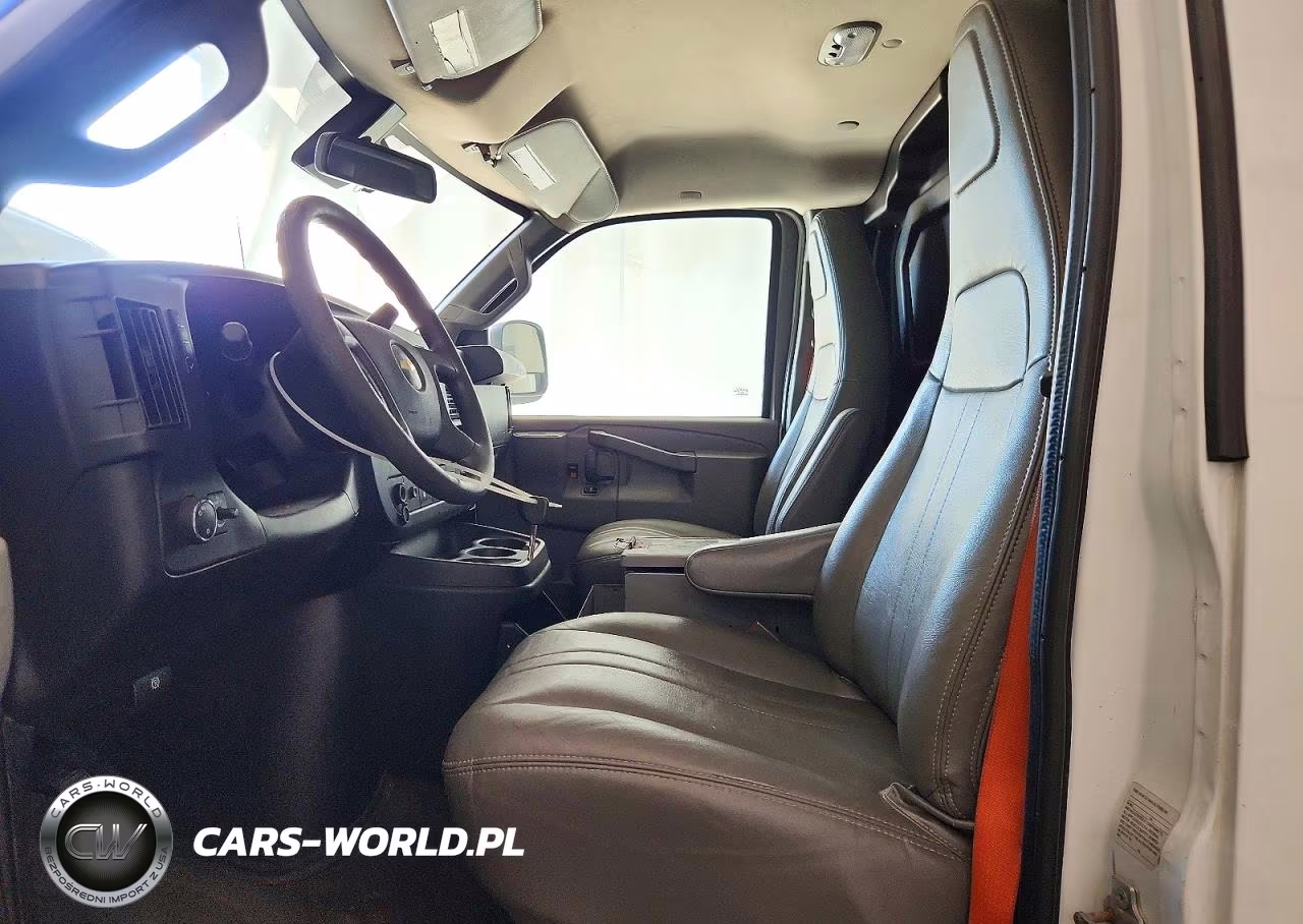 2019 Chevrolet Express Utility - Service Van VIN:1GCWGAFP1K1266138 - 7