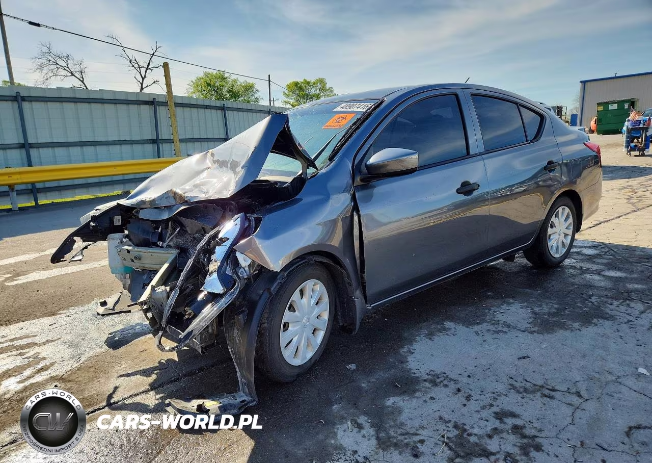 2018 Nissan Versa S Plus