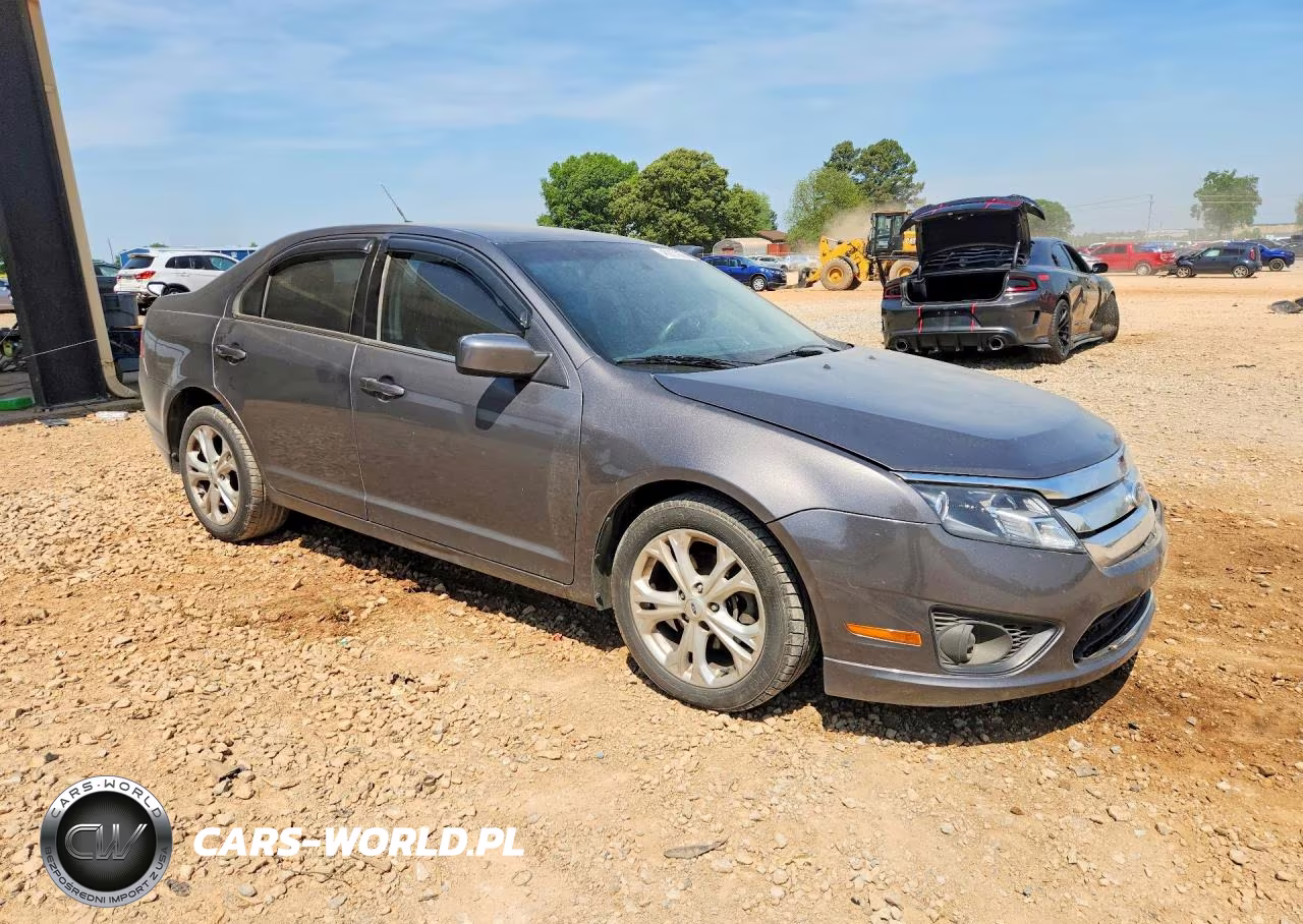 2012 Ford Fusion Se VIN:3FAHP0HA5CR379633 - 4