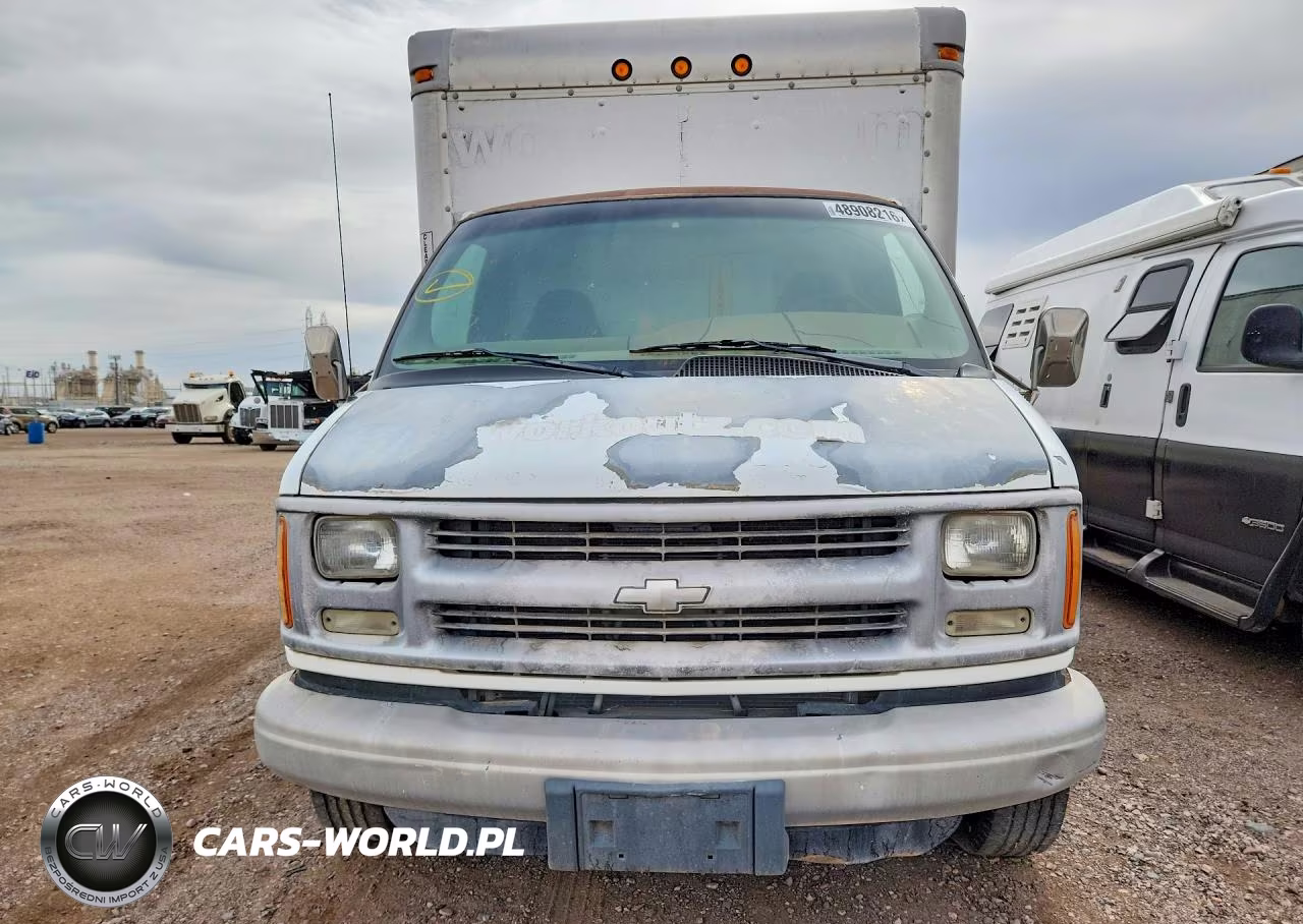 2006 Chevrolet Express Box Truck VIN:1GBHG31R621236442 - 5