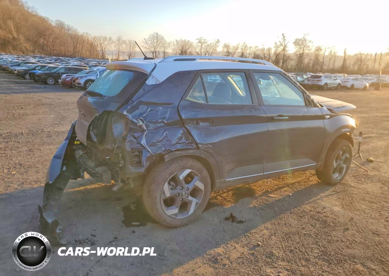 2024 Hyundai Venue Limited VIN:KMHRC8A3XRU325620 - 3