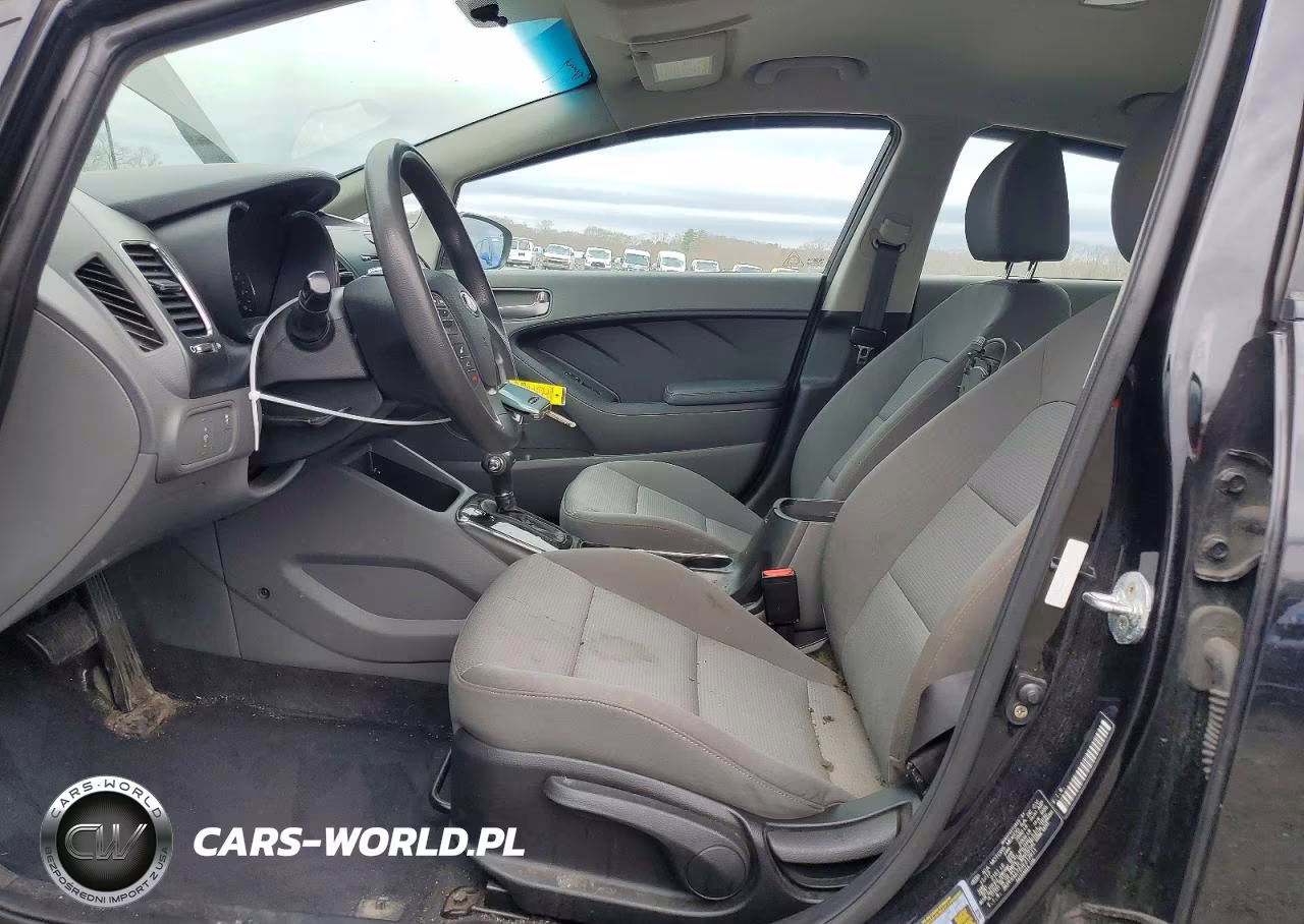 2018 Kia Forte Lx VIN:3KPFK4A72JE212611 - 7