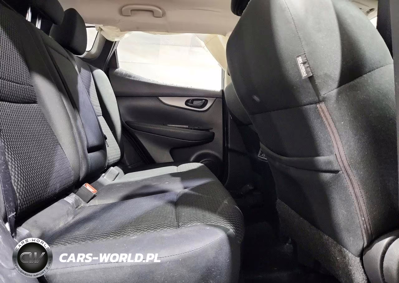 2019 Nissan Rogue Sport S VIN:JN1BJ1CR1KW326530 - 11