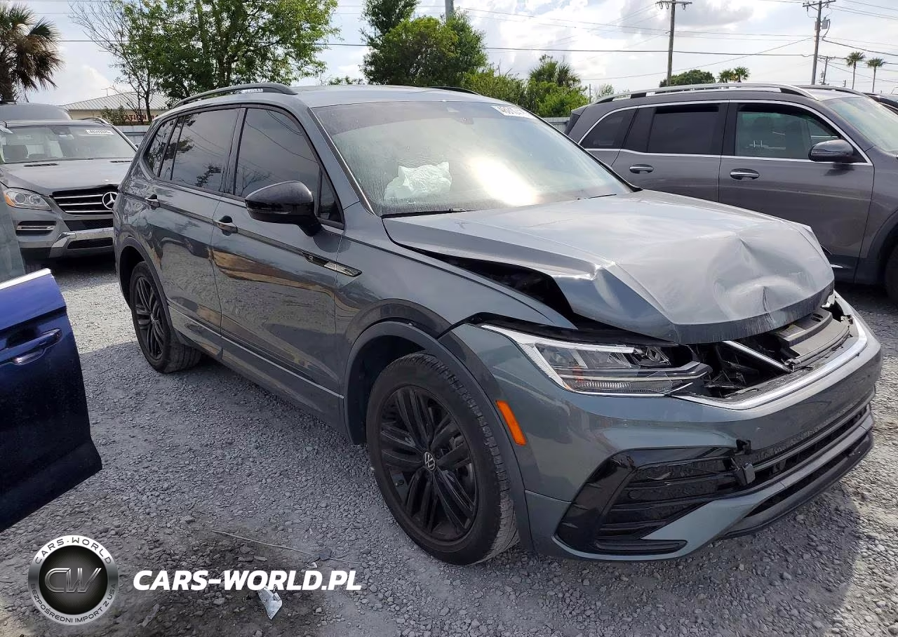 2022 Volkswagen Tiguan Se R-Line Black VIN:3VVCB7AX4NM003811 - 4