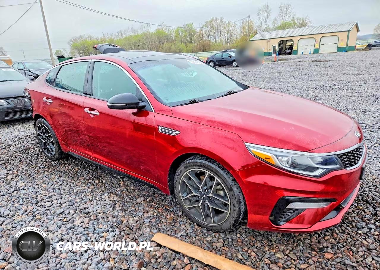 2020 Kia Optima Special Edition VIN:5XXGT4L33LG439473 - 4