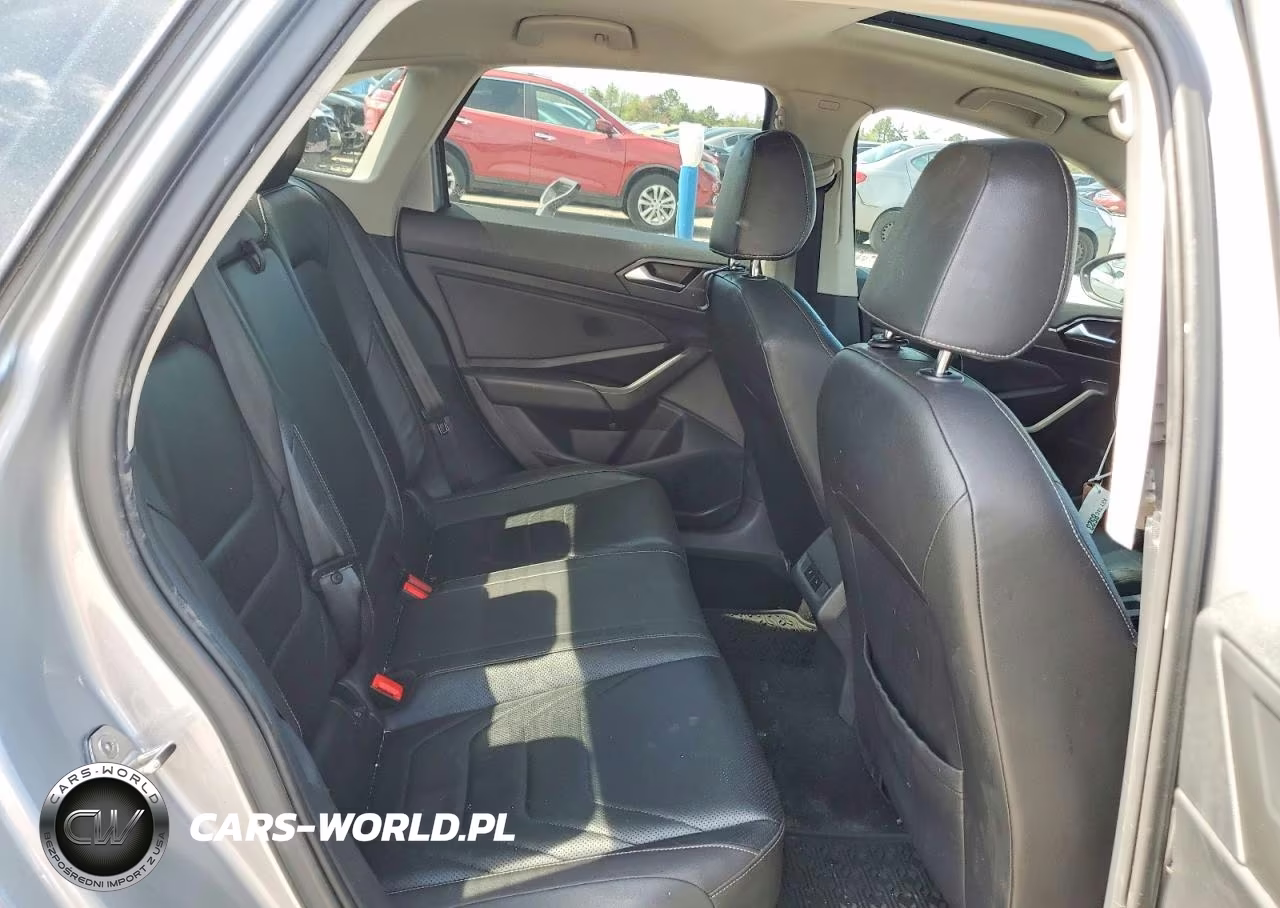 2020 Volkswagen Jetta Sel Premium VIN:3VWGB7BU2LM072219 - 10