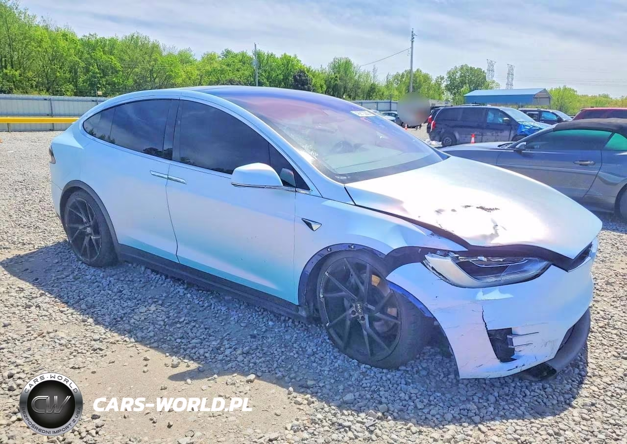 2017 Tesla Model X VIN:5YJXCDE25HF051269 - 4