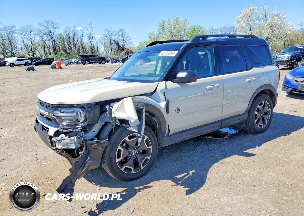 2024 Ford Bronco Sport Outer Banks – zdjęcie 1 z 13