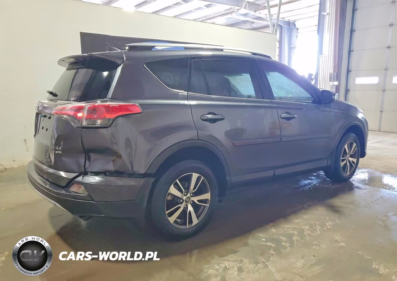 2018 Toyota Rav4 Xle VIN:JTMRFREVXJJ241462 - 3