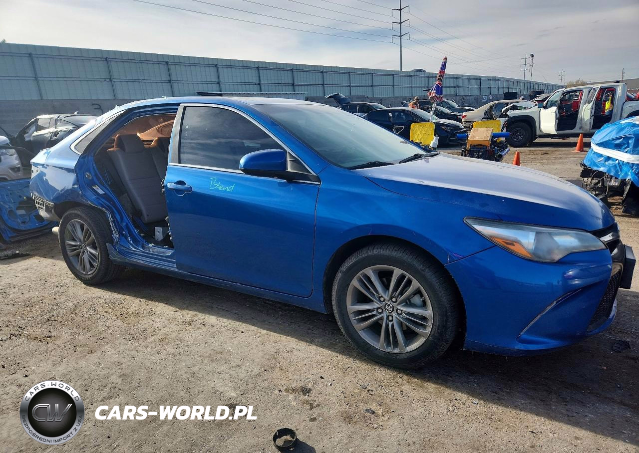 2017 Toyota Camry Se VIN:4T1BF1FK6HU685742 - 4