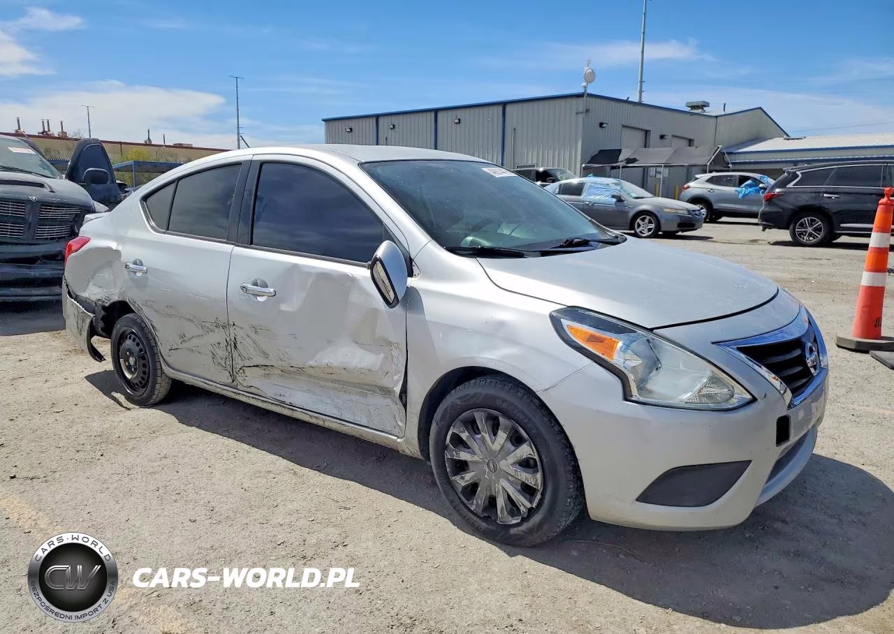 2018 Nissan Versa Sv VIN:3N1CN7AP1JK431883 - 4