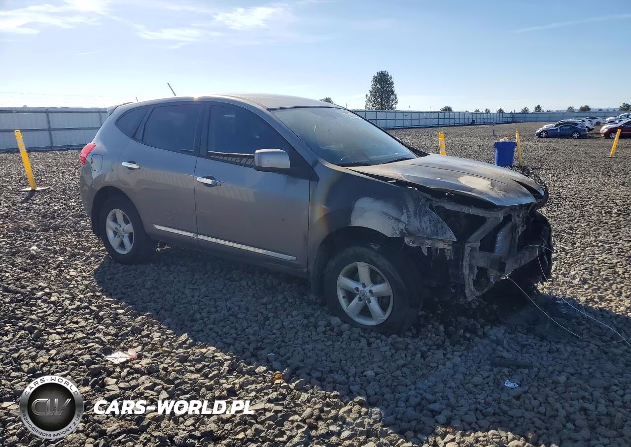 2013 Nissan Rogue S VIN:JN8AS5MV9DW662345 - 4
