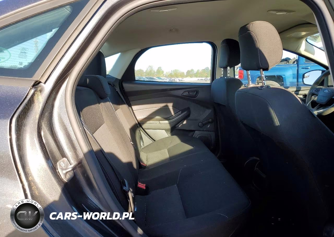 2017 Ford Focus S VIN:1FADP3E22HL316153 - 10