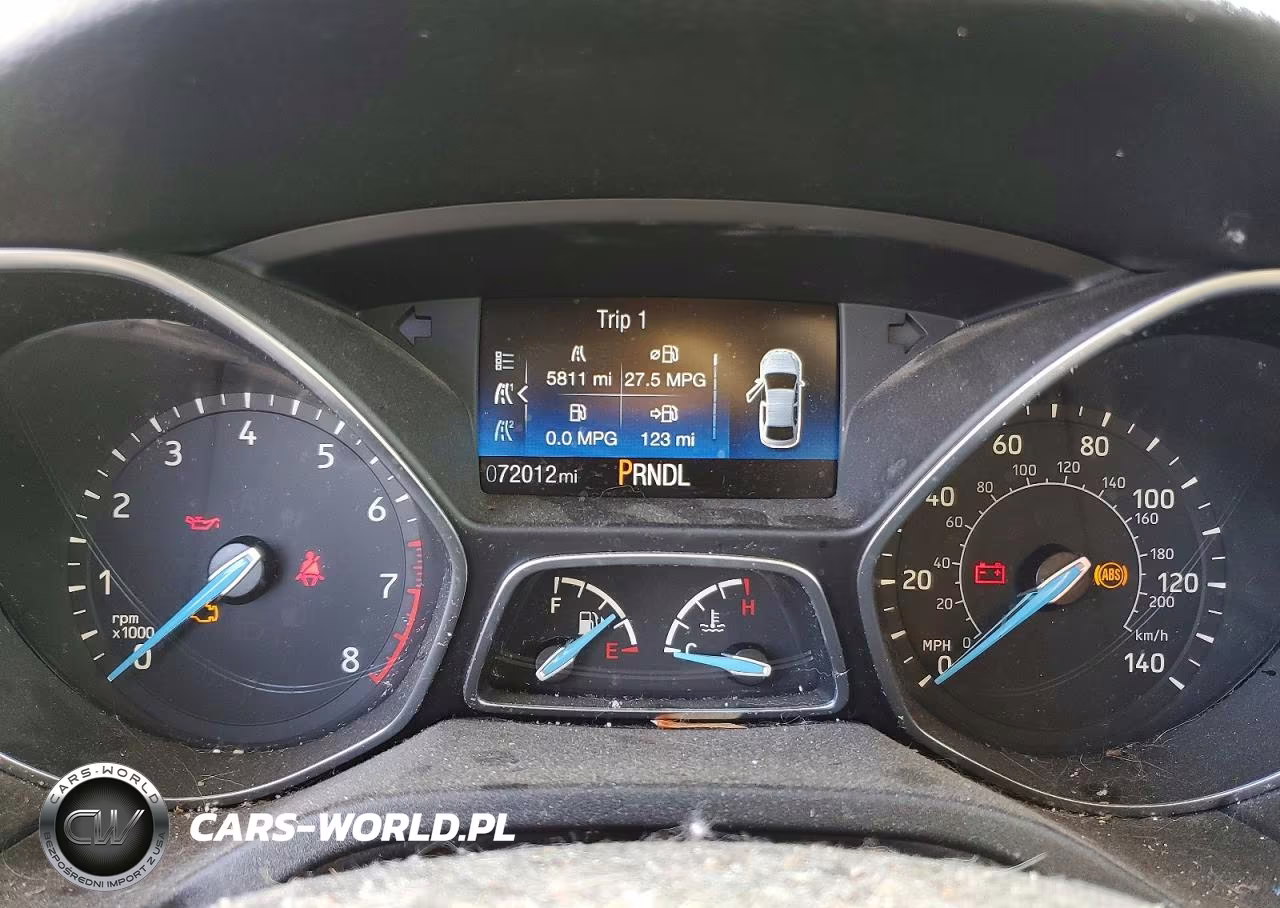 2017 Ford Focus S VIN:1FADP3E22HL316153 - 9