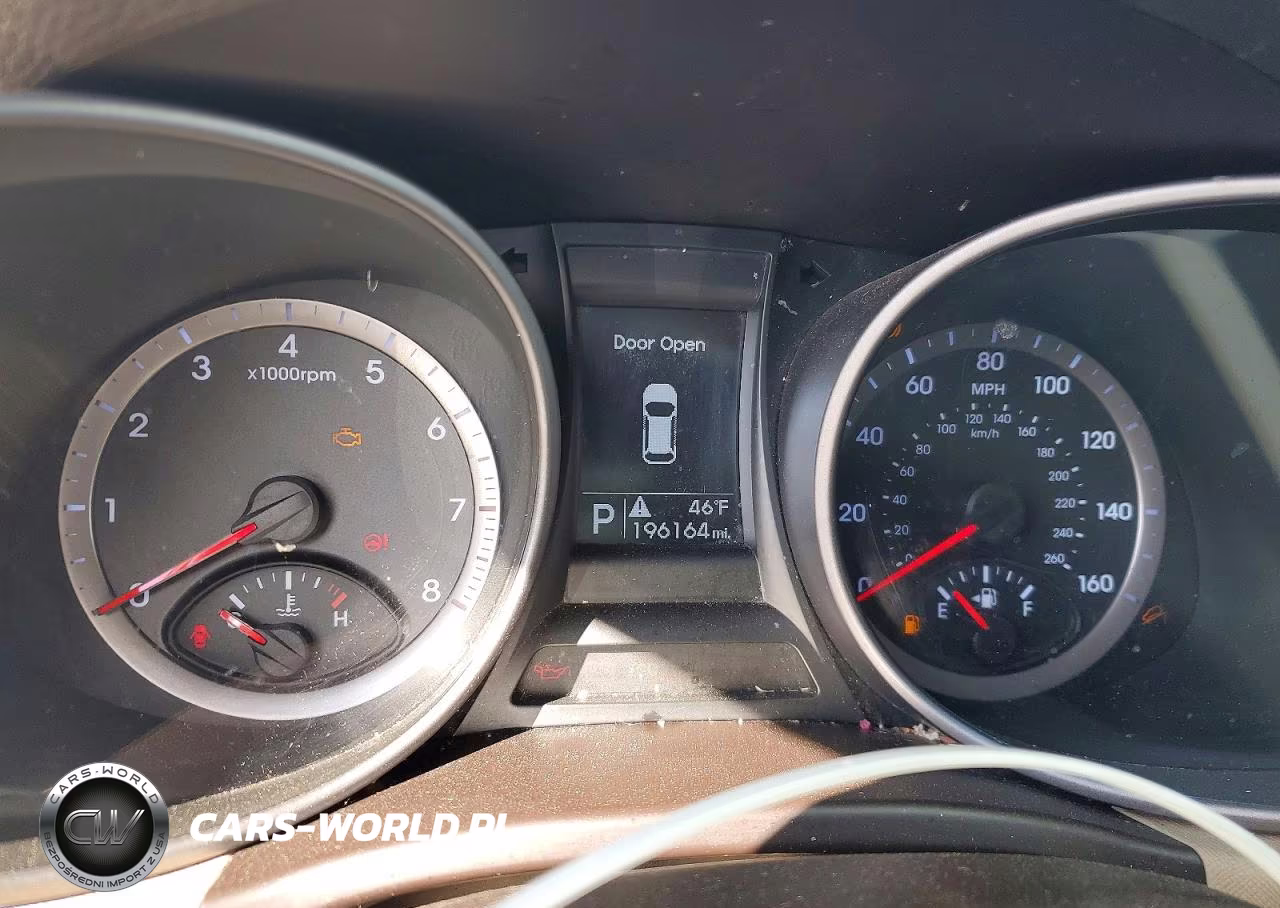 2013 Hyundai Santa Fe Sport 2.4L VIN:5XYZU3LB2DG053664 - 9