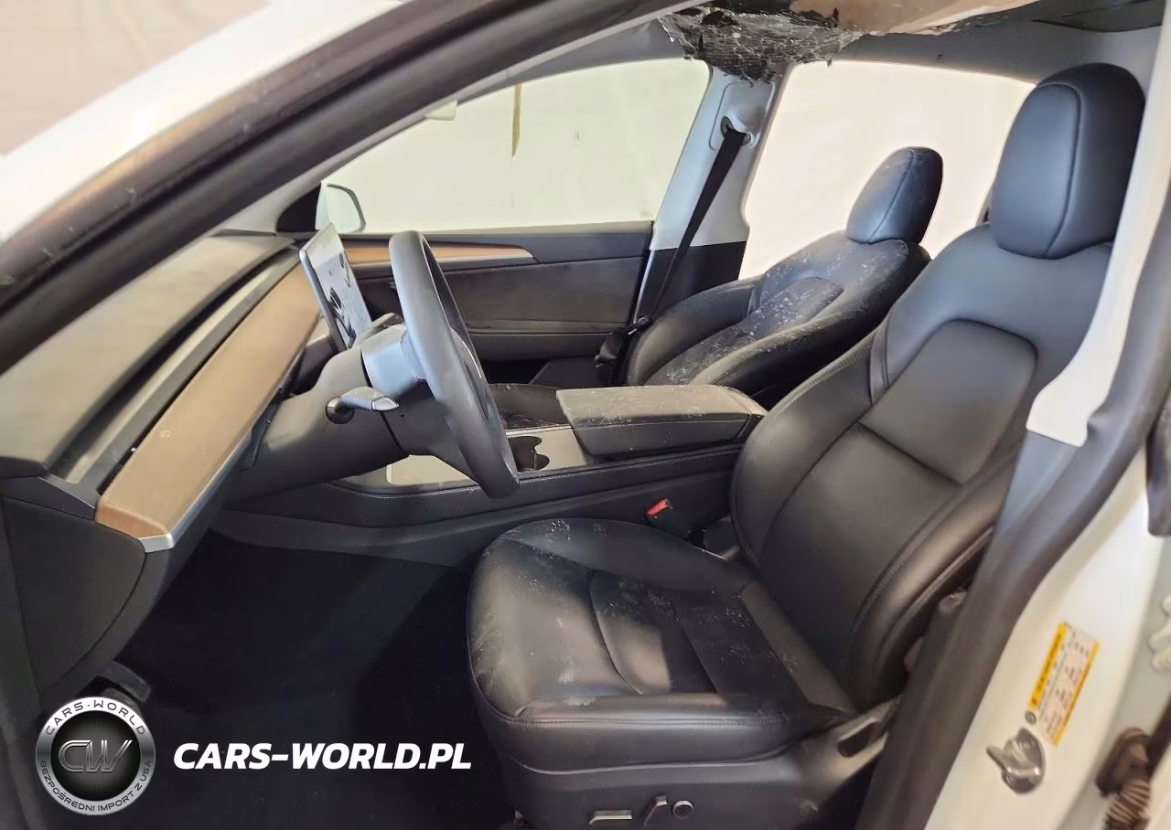2024 Tesla Model Y VIN:7SAYGDEEXRA307412 - 7