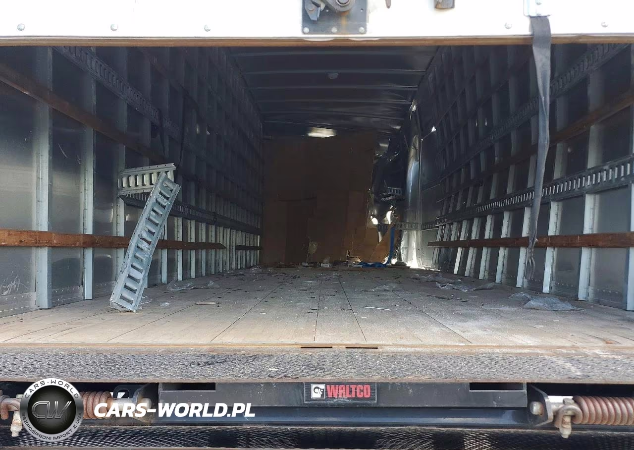 2017 Hino 258-268 Box Truck VIN:5PVNJ8JV1H4S65722 - 10