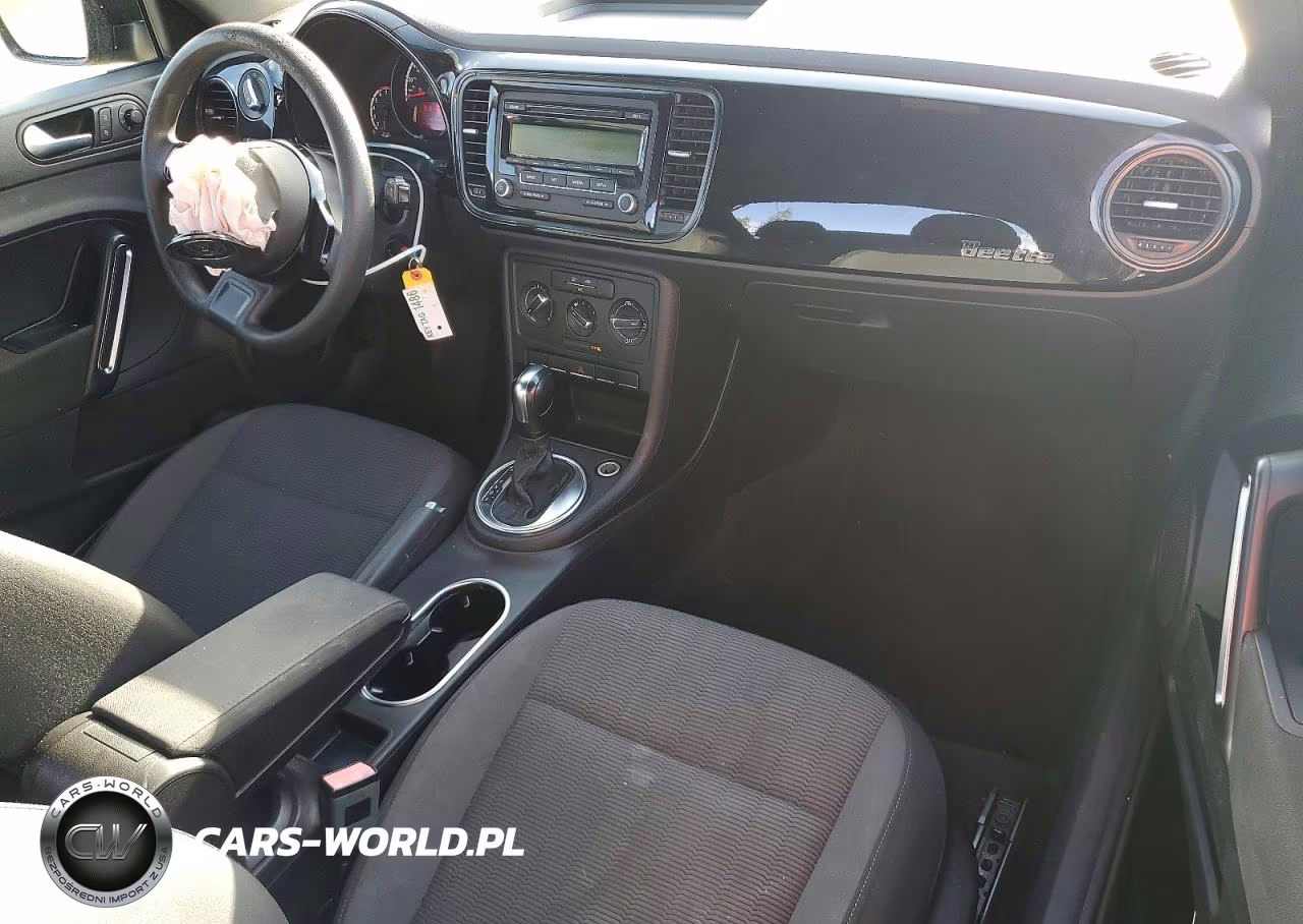 2014 Volkswagen Beetle VIN:3VWFP7AT0EM627841 - 8