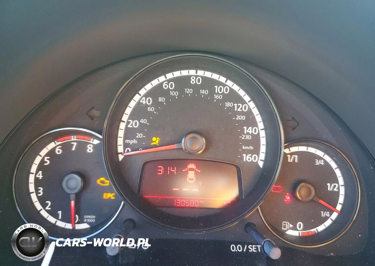 2014 Volkswagen Beetle VIN:3VWFP7AT0EM627841 - 9
