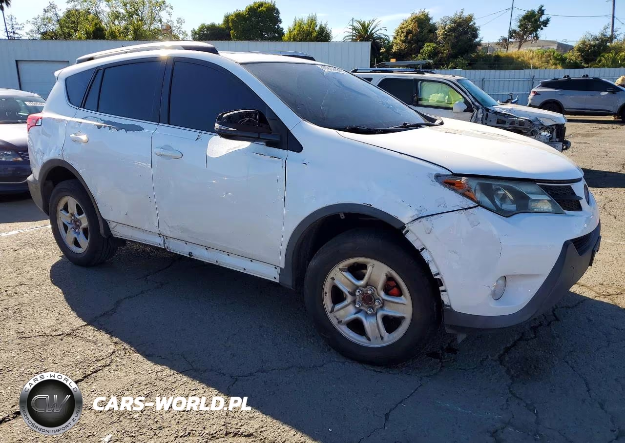 2015 Toyota Rav4 Xle VIN:2T3WFREV3FW171623 - 4