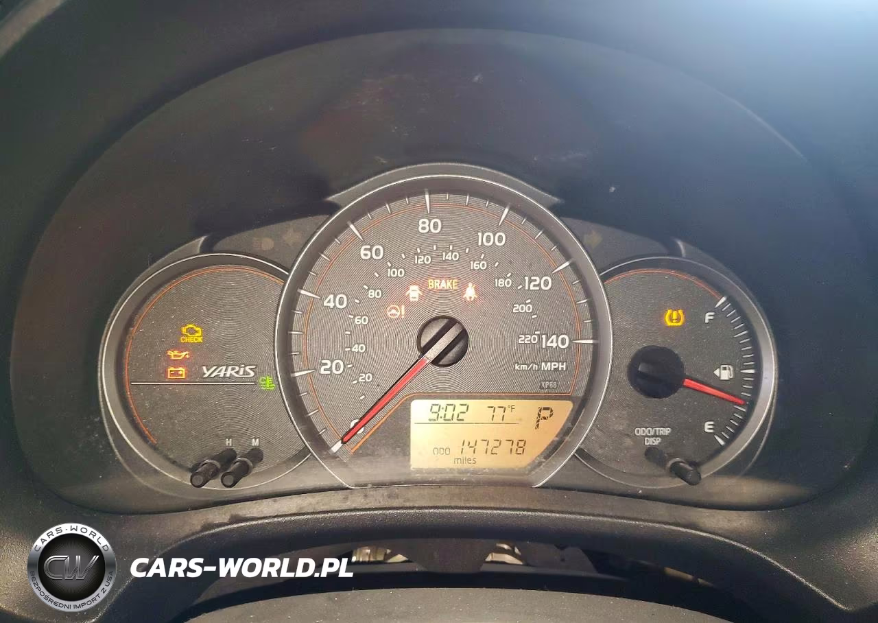 2013 Toyota Yaris 5-Door Le VIN:JTDKTUD3XDD568556 - 10