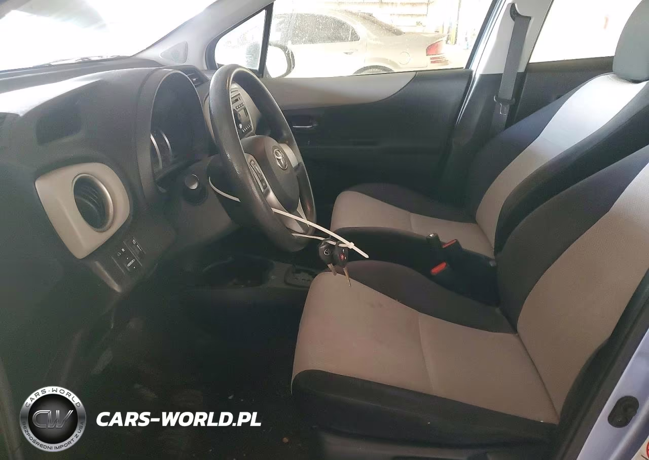 2013 Toyota Yaris 5-Door Le VIN:JTDKTUD3XDD568556 - 8