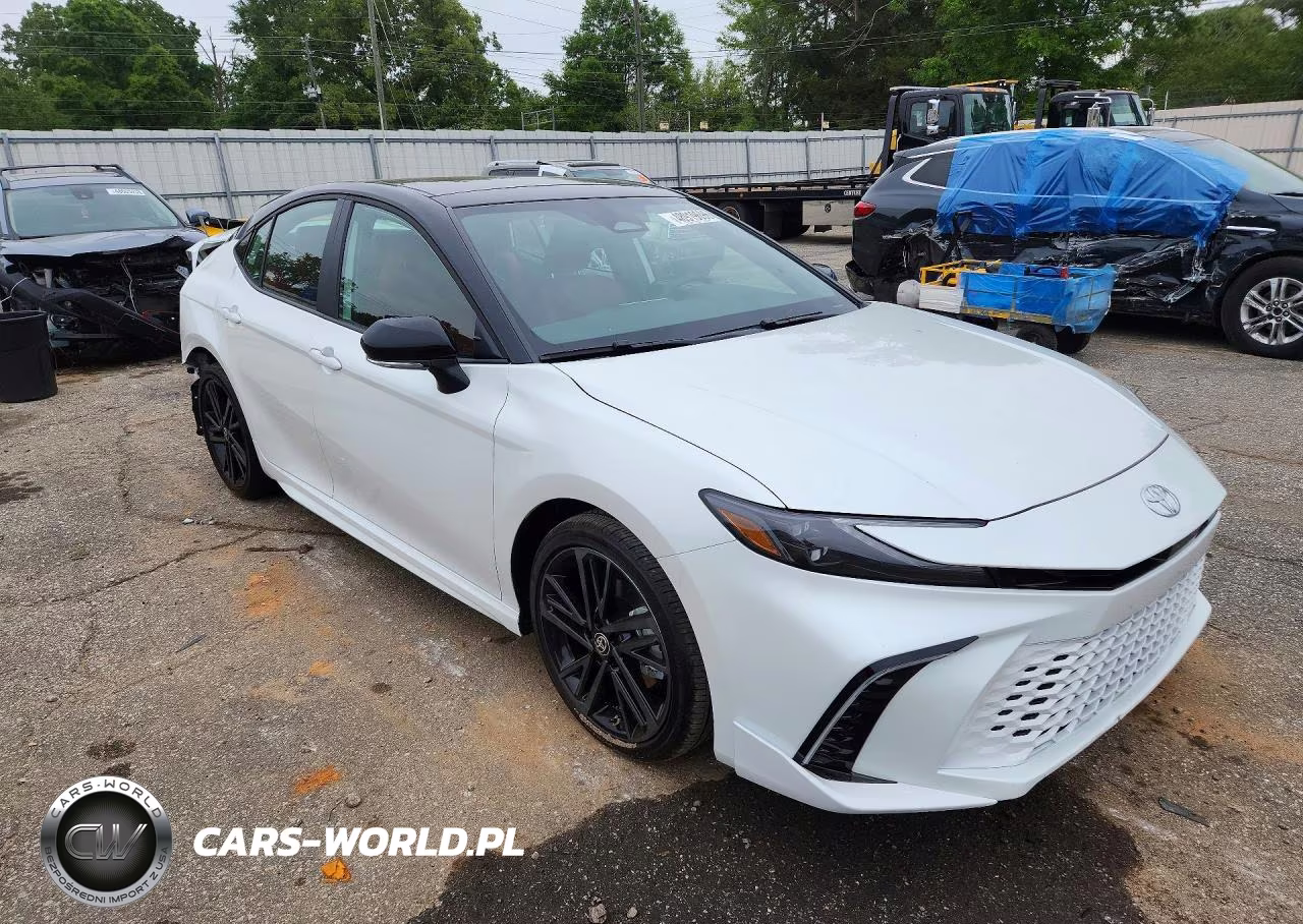 2026 Toyota Camry Xse VIN:4T1DAACKXTU243356 - 4