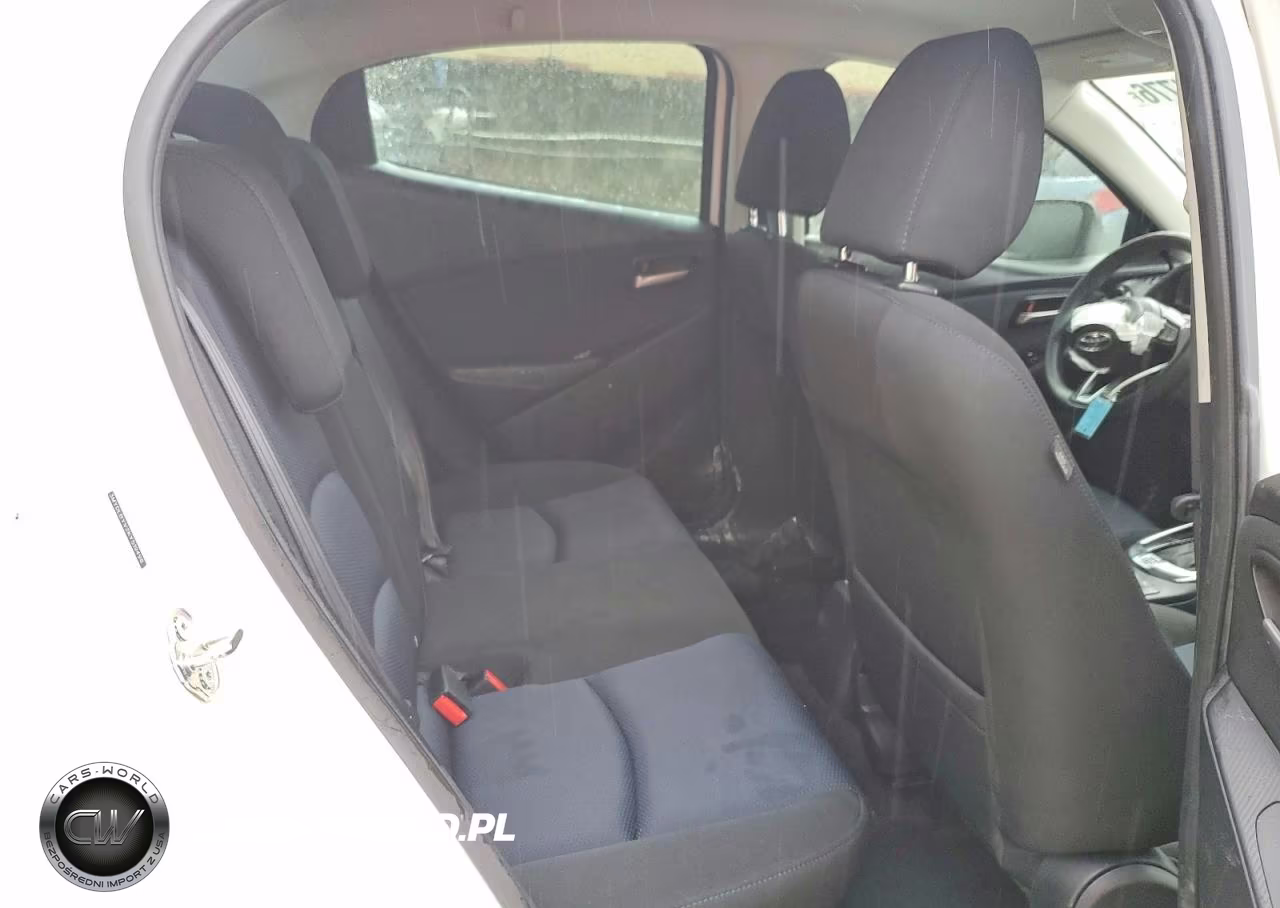 2019 Toyota Yaris Le VIN:3MYDLBYV2KY519498 - 10