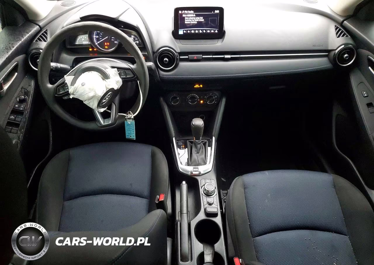 2019 Toyota Yaris Le VIN:3MYDLBYV2KY519498 - 8