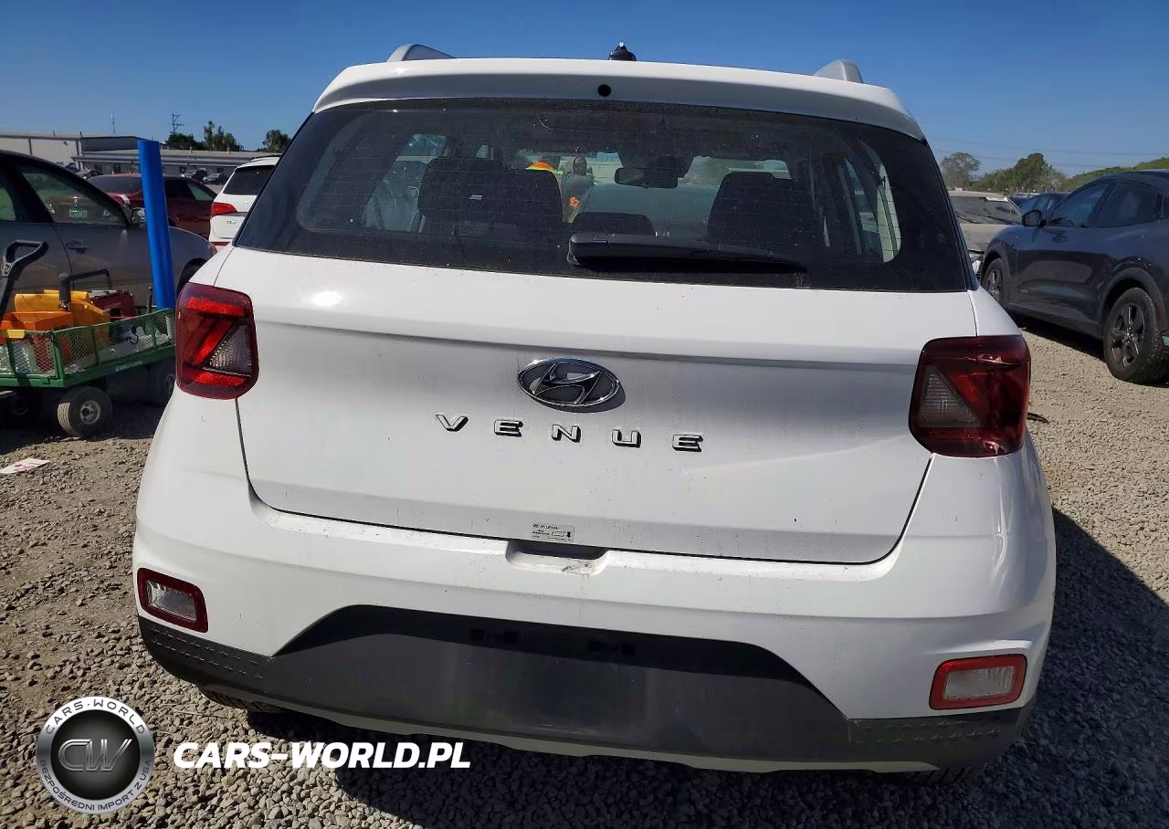 2025 Hyundai Venue Sel VIN:KMHRC8A34SU413116 - 6